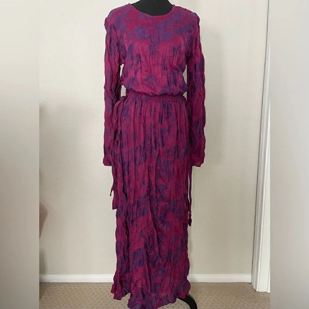 NWT Zara Wrinkled Jacquard Dress